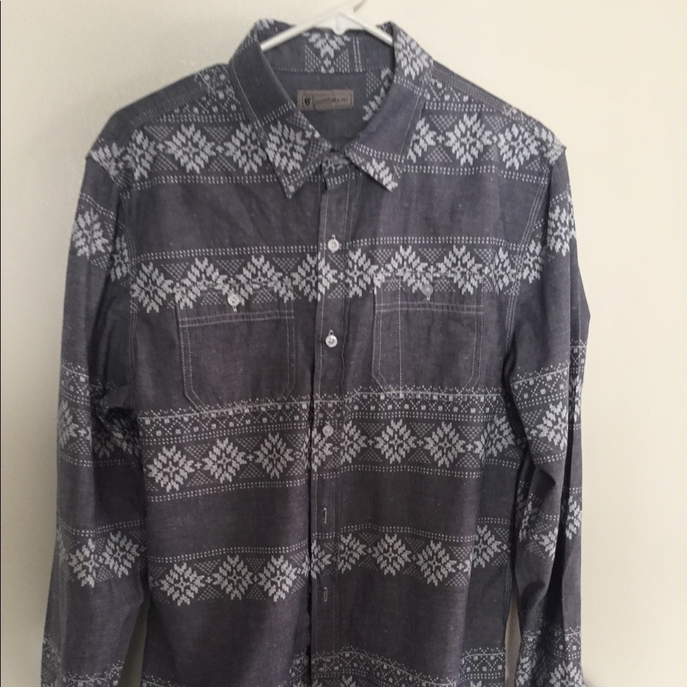 Charles and a Half casual shirt size large